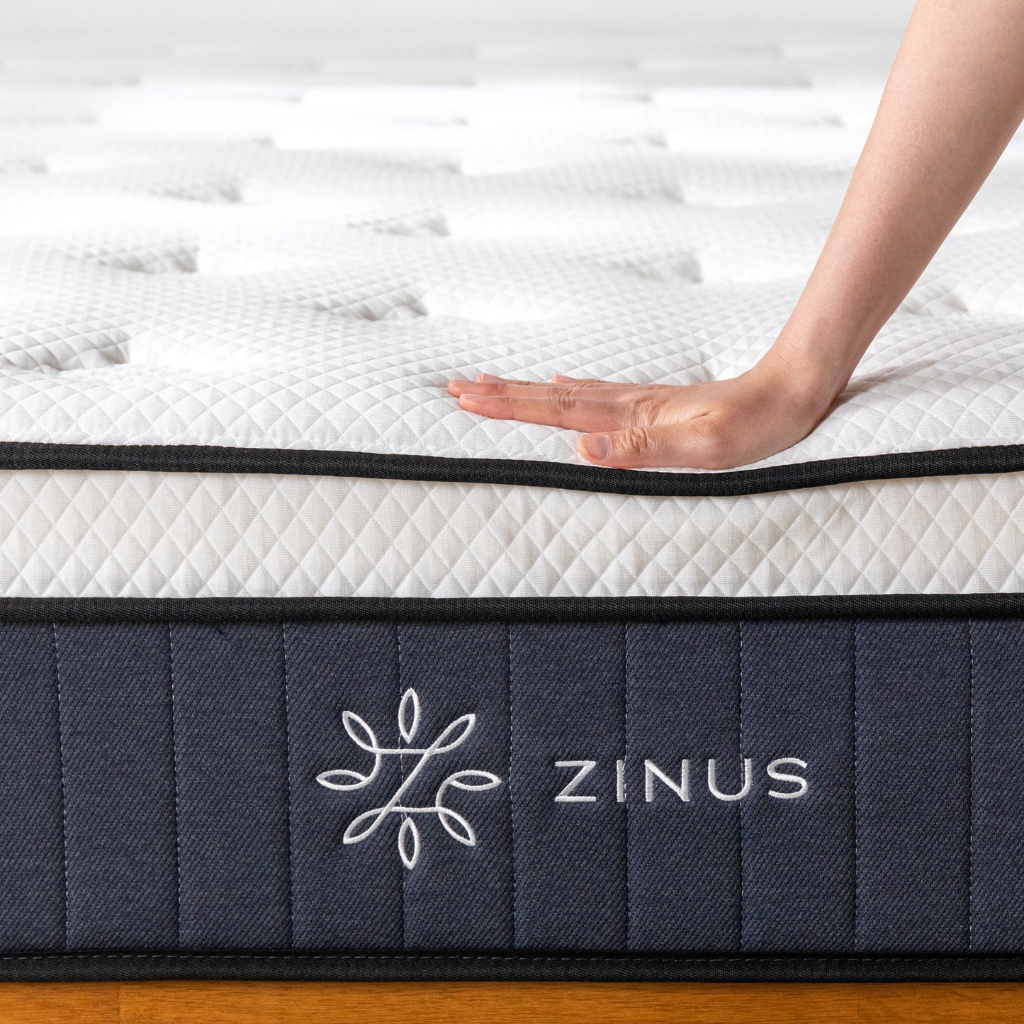 Tilam Zinus SuperCool Orthopedic Supreme With Back-Relief Zero Motion Transfer Hybrid Latex Memory Foam Mattress 10"