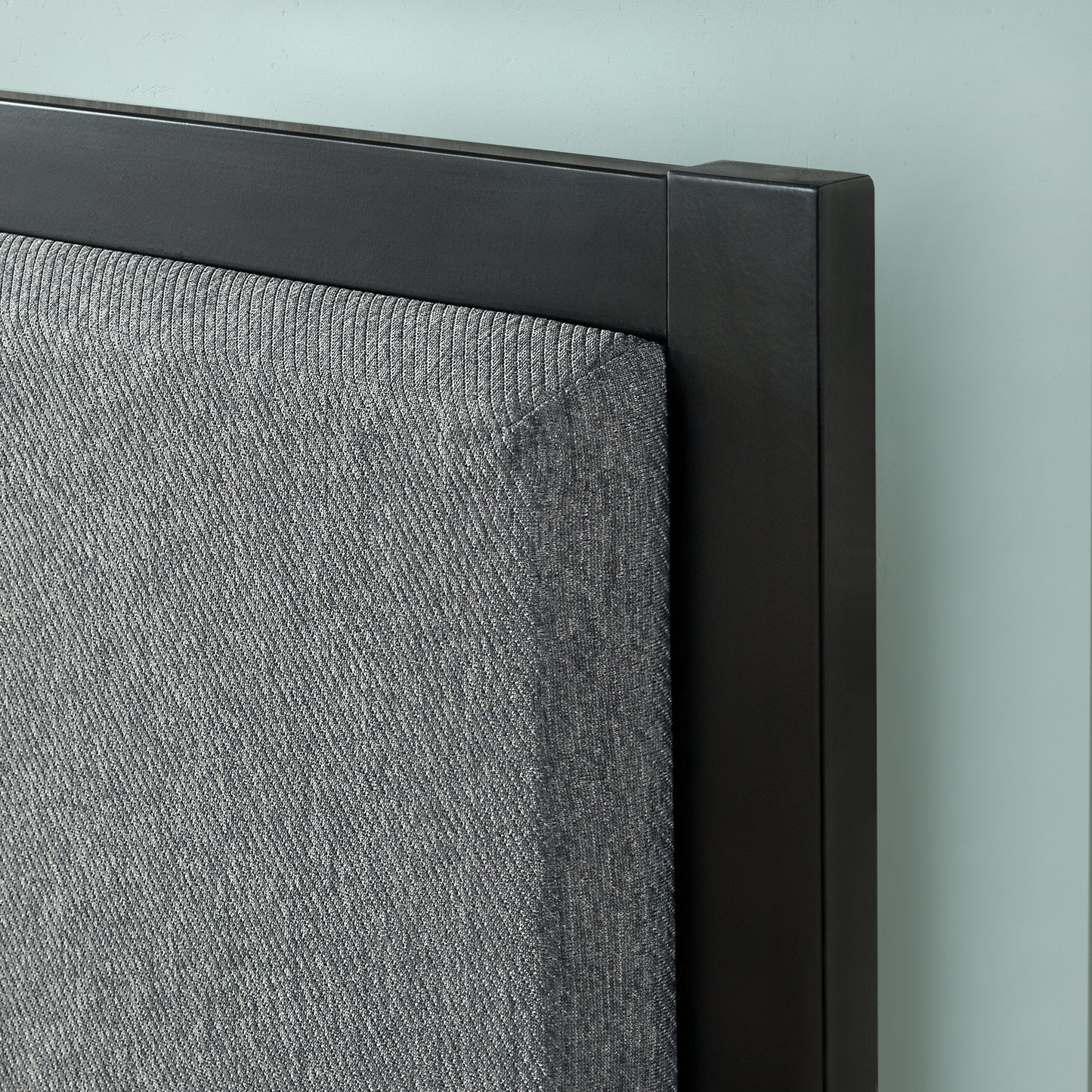 Korey Metal Bedframe