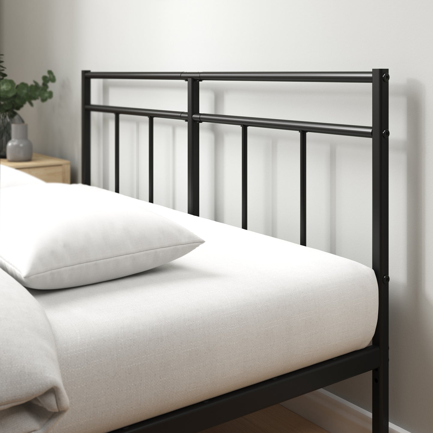 Zinus Mira Metal Bedframe with Header