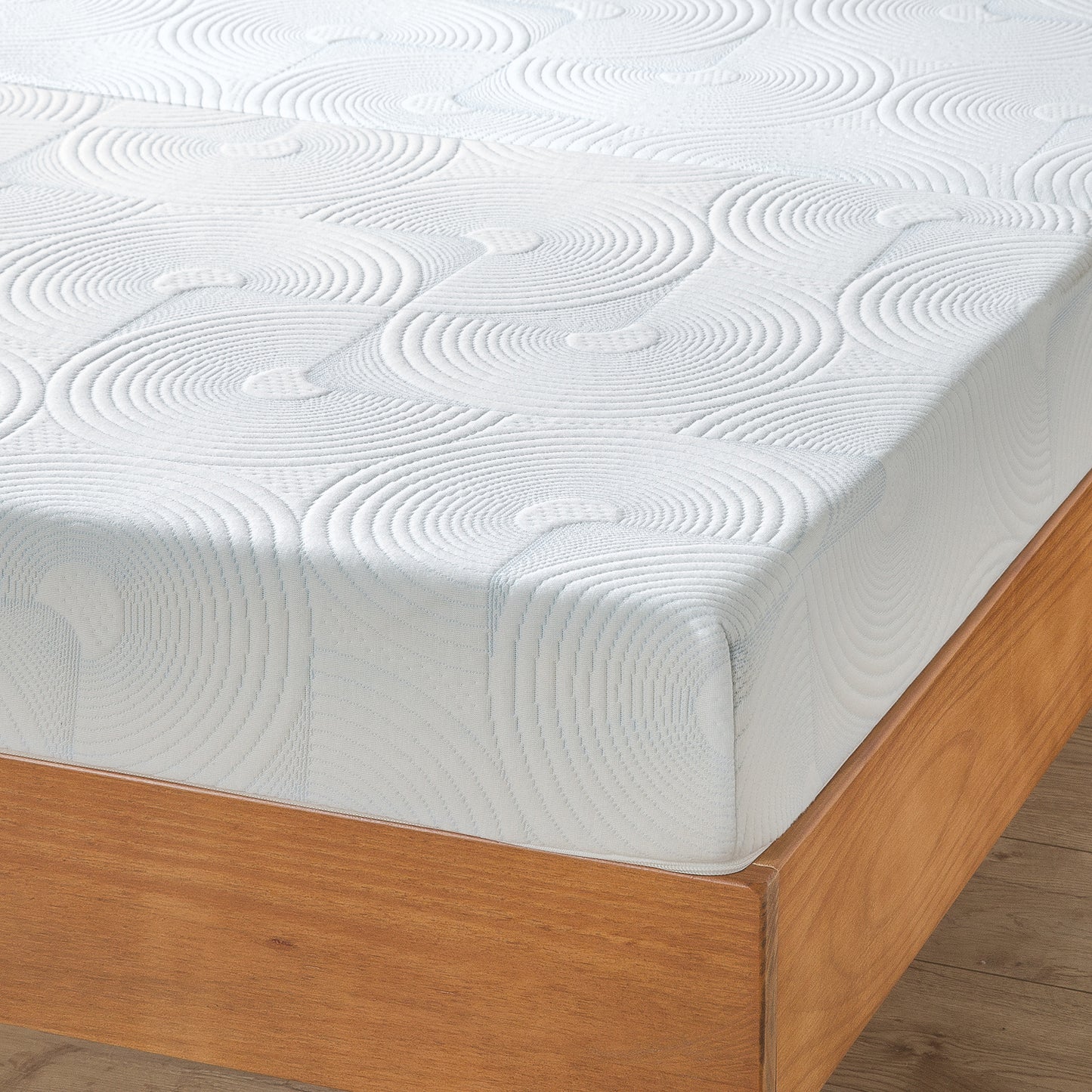 Tilam 5" Tri-Fold Cool Gel Memory Foam Foldable Mattress